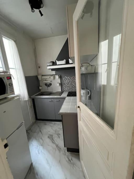 Apartamento Montmartre Joli 2 Pieces Au Pied Du Sacre Coeur París Exterior foto